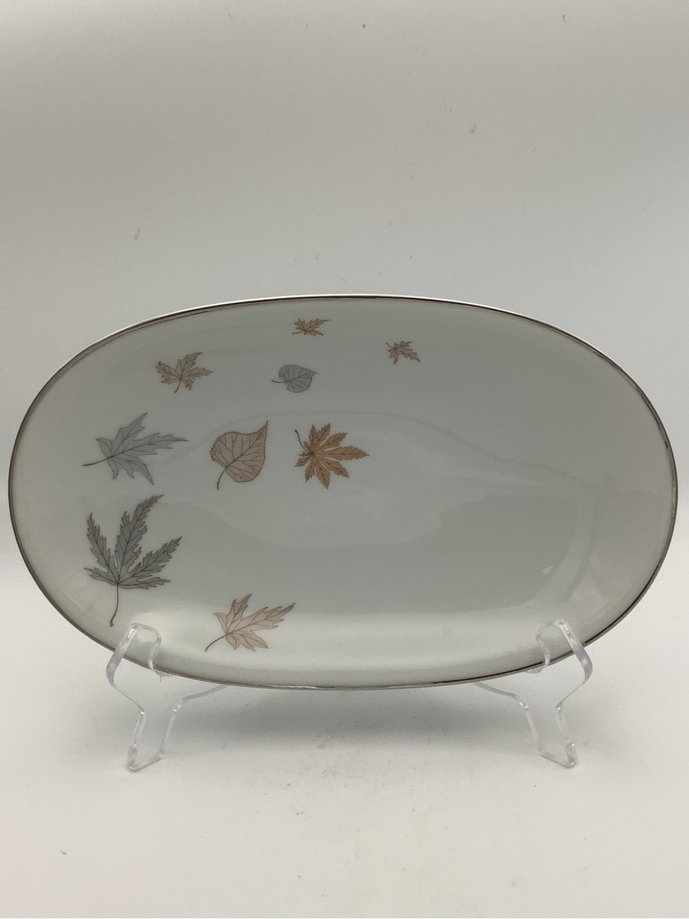 Vintage Heinrich & Co. Allure Bavarian Porcelain Leaf-Accent Serving Set - Picture 3 of 16